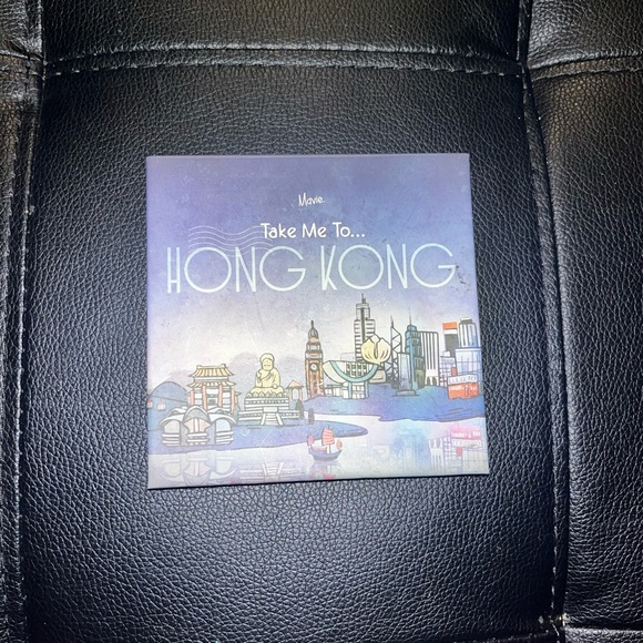 Eyeshadow Pallet - Picture 2 of 3